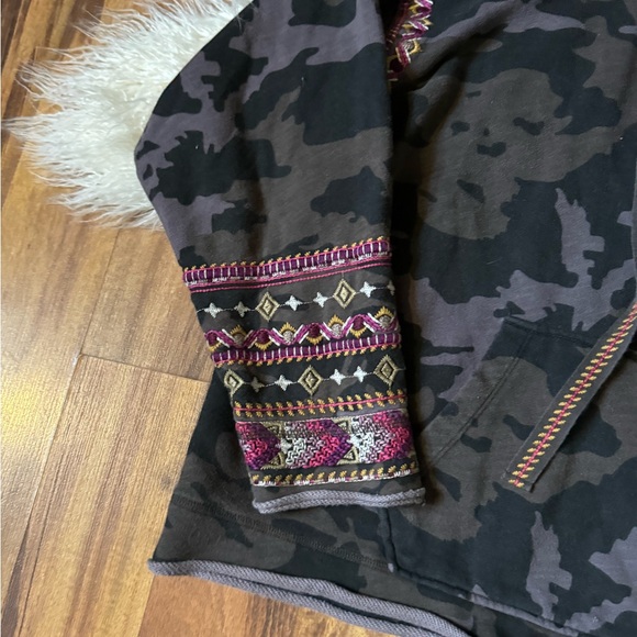 Johnny Was Valmere Embroidered Pull On Hoodie - Picture 2 of 7